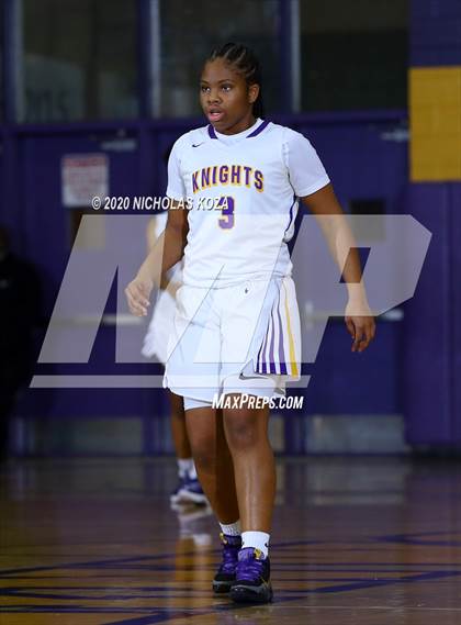 Thumbnail 2 in Dominguez vs. Lynwood photogallery.