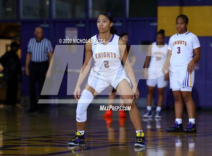 Thumbnail 2 in Dominguez vs. Lynwood photogallery.