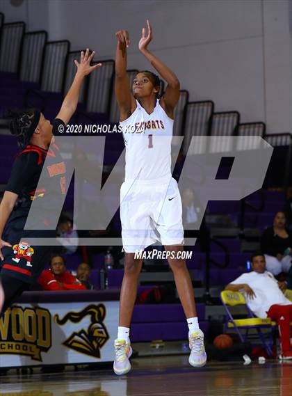 Thumbnail 2 in Dominguez vs. Lynwood photogallery.