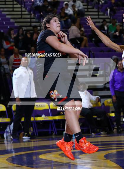 Thumbnail 1 in Dominguez vs. Lynwood photogallery.