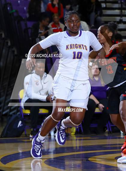 Thumbnail 1 in Dominguez vs. Lynwood photogallery.