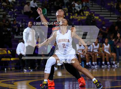 Thumbnail 2 in Dominguez vs. Lynwood photogallery.