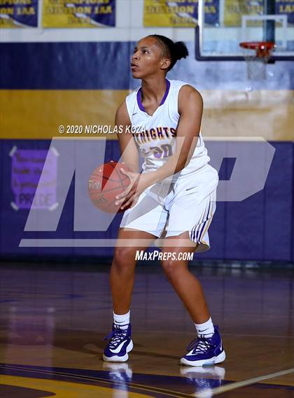 Thumbnail 1 in Dominguez vs. Lynwood photogallery.