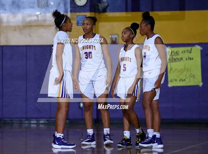 Thumbnail 3 in Dominguez vs. Lynwood photogallery.