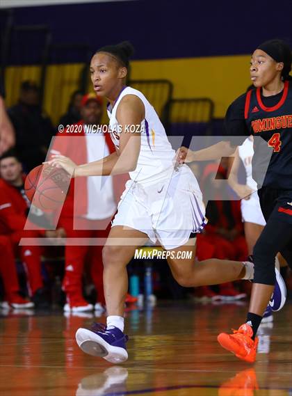 Thumbnail 3 in Dominguez vs. Lynwood photogallery.