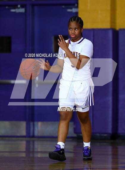 Thumbnail 2 in Dominguez vs. Lynwood photogallery.