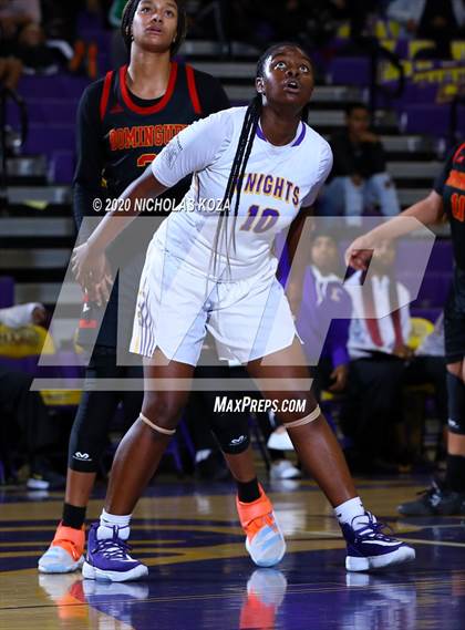 Thumbnail 3 in Dominguez vs. Lynwood photogallery.