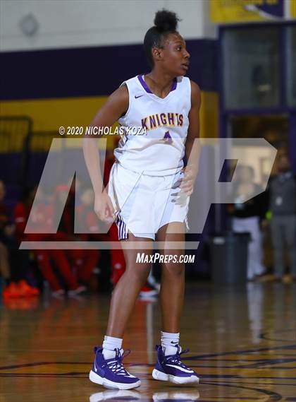 Thumbnail 3 in Dominguez vs. Lynwood photogallery.