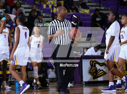 Thumbnail 2 in Dominguez vs. Lynwood photogallery.