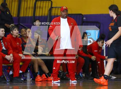 Thumbnail 2 in Dominguez vs. Lynwood photogallery.