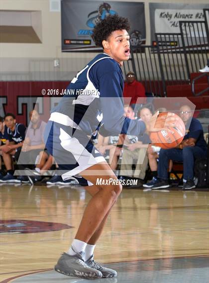 Thumbnail 3 in Saddleback Valley Christian vs. Foothill (Rancho Mirage Holiday Invitational) photogallery.