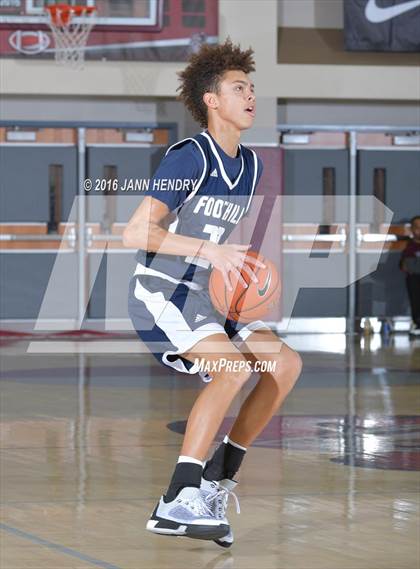 Thumbnail 2 in Saddleback Valley Christian vs. Foothill (Rancho Mirage Holiday Invitational) photogallery.
