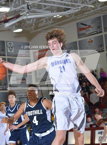Thumbnail 2 in Saddleback Valley Christian vs. Foothill (Rancho Mirage Holiday Invitational) photogallery.