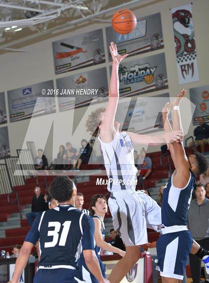 Thumbnail 2 in Saddleback Valley Christian vs. Foothill (Rancho Mirage Holiday Invitational) photogallery.