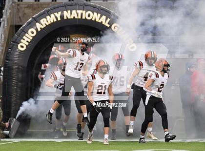 Thumbnail 2 in Versailles vs. Kirtland (OHSAA D6 Final) photogallery.
