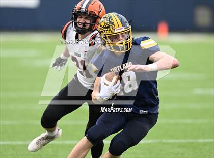 Thumbnail 1 in Versailles vs. Kirtland (OHSAA D6 Final) photogallery.