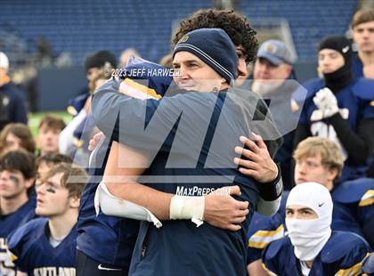 Thumbnail 3 in Versailles vs. Kirtland (OHSAA D6 Final) photogallery.