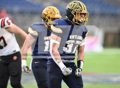 Thumbnail 3 in Versailles vs. Kirtland (OHSAA D6 Final) photogallery.