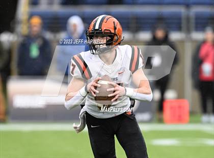 Thumbnail 3 in Versailles vs. Kirtland (OHSAA D6 Final) photogallery.