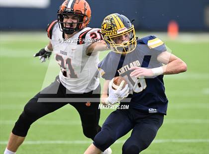 Thumbnail 2 in Versailles vs. Kirtland (OHSAA D6 Final) photogallery.
