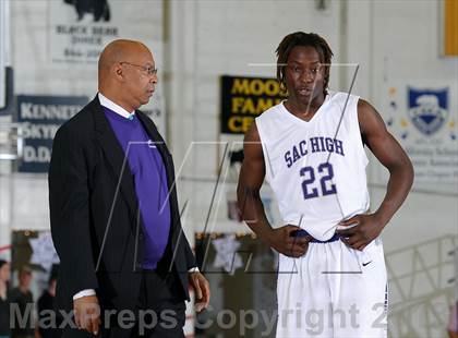 Thumbnail 1 in Archbishop Riordan vs. Sacramento (60th Gridley Invitational) photogallery.