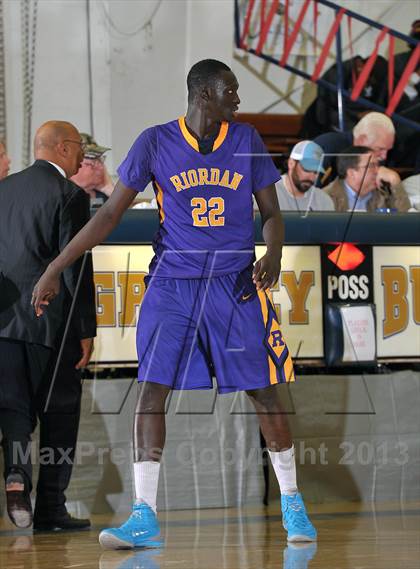Thumbnail 3 in Archbishop Riordan vs. Sacramento (60th Gridley Invitational) photogallery.