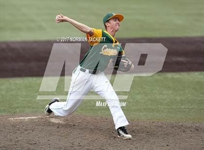 Thumbnail 3 in Heights vs. South (KSHSAA 5A Quarterfinal) photogallery.