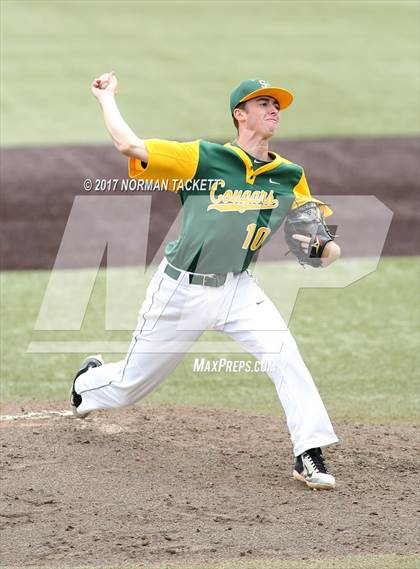 Thumbnail 3 in Heights vs. South (KSHSAA 5A Quarterfinal) photogallery.