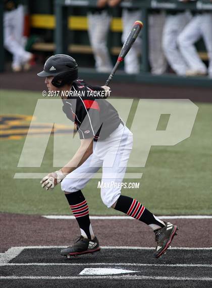 Thumbnail 2 in Heights vs. South (KSHSAA 5A Quarterfinal) photogallery.