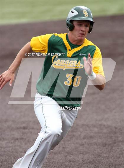 Thumbnail 2 in Heights vs. South (KSHSAA 5A Quarterfinal) photogallery.