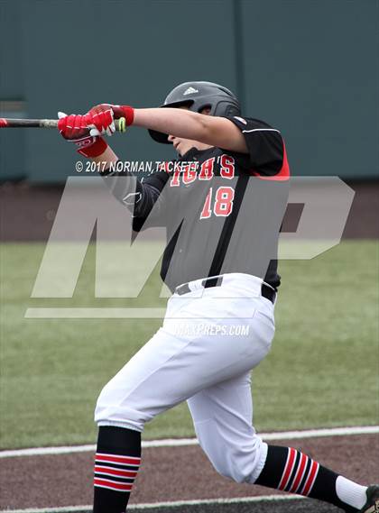 Thumbnail 3 in Heights vs. South (KSHSAA 5A Quarterfinal) photogallery.
