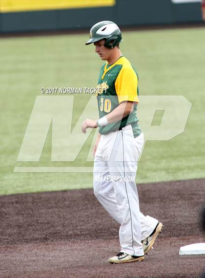 Thumbnail 2 in Heights vs. South (KSHSAA 5A Quarterfinal) photogallery.