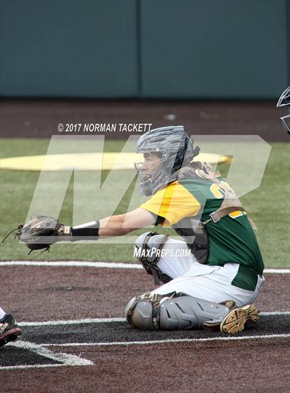 Thumbnail 2 in Heights vs. South (KSHSAA 5A Quarterfinal) photogallery.