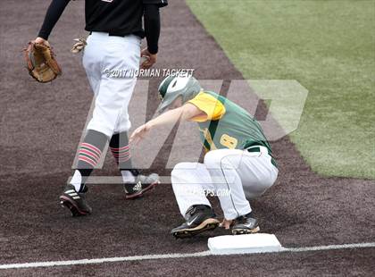 Thumbnail 2 in Heights vs. South (KSHSAA 5A Quarterfinal) photogallery.