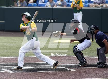 Thumbnail 3 in Heights vs. South (KSHSAA 5A Quarterfinal) photogallery.