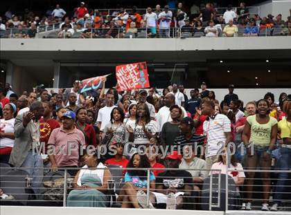 Thumbnail 2 in Cocoa vs. Skyline (Kirk Herbstreit National Kickoff Classic) photogallery.