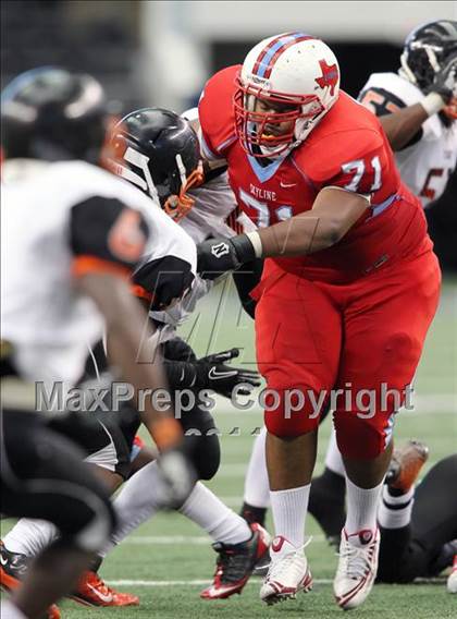 Thumbnail 1 in Cocoa vs. Skyline (Kirk Herbstreit National Kickoff Classic) photogallery.