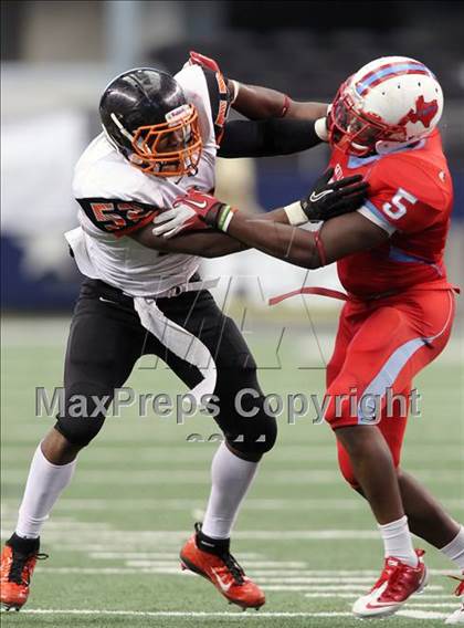 Thumbnail 1 in Cocoa vs. Skyline (Kirk Herbstreit National Kickoff Classic) photogallery.