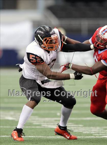 Thumbnail 3 in Cocoa vs. Skyline (Kirk Herbstreit National Kickoff Classic) photogallery.