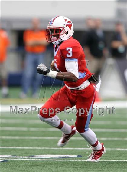 Thumbnail 1 in Cocoa vs. Skyline (Kirk Herbstreit National Kickoff Classic) photogallery.