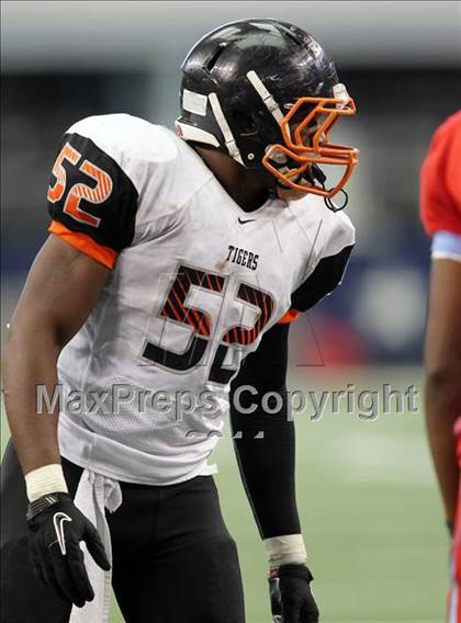 Thumbnail 1 in Cocoa vs. Skyline (Kirk Herbstreit National Kickoff Classic) photogallery.