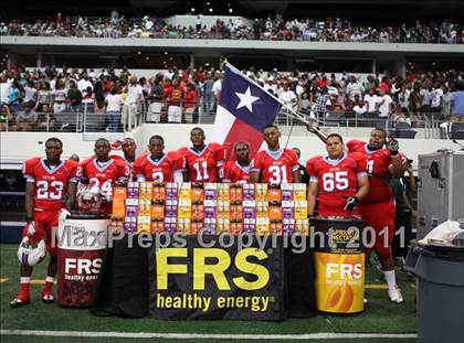 Thumbnail 3 in Cocoa vs. Skyline (Kirk Herbstreit National Kickoff Classic) photogallery.