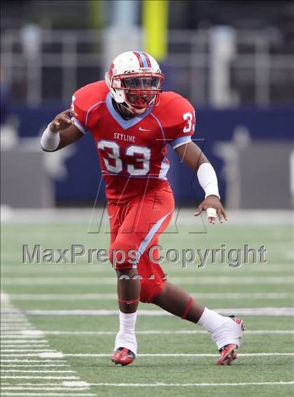 Thumbnail 2 in Cocoa vs. Skyline (Kirk Herbstreit National Kickoff Classic) photogallery.