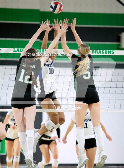 Thumbnail 1 in Byron Nelson vs Southlake Carroll photogallery.
