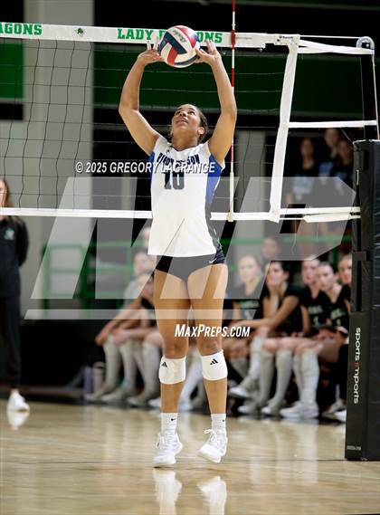 Thumbnail 3 in Byron Nelson vs Southlake Carroll photogallery.