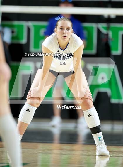 Thumbnail 3 in Byron Nelson vs Southlake Carroll photogallery.
