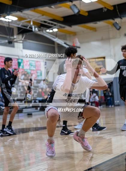Thumbnail 1 in Tustin @ Foothill photogallery.