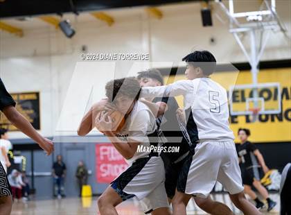 Thumbnail 3 in Tustin @ Foothill photogallery.