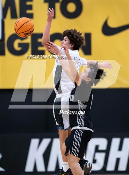 Thumbnail 1 in Tustin @ Foothill photogallery.