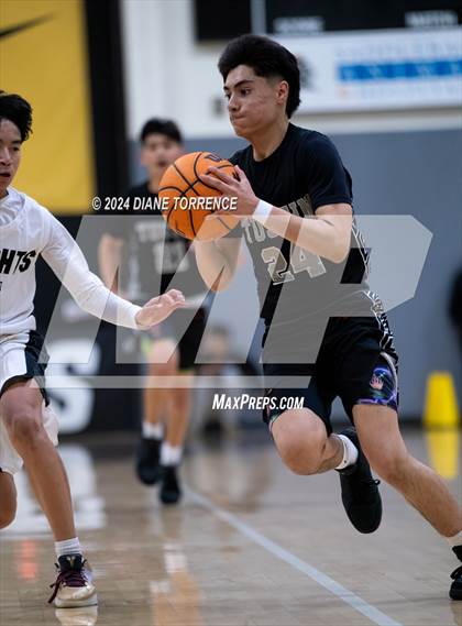 Thumbnail 3 in Tustin @ Foothill photogallery.